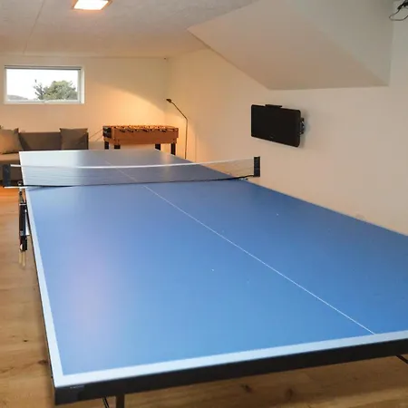 Three-bedroom In Holiday home Blokhus