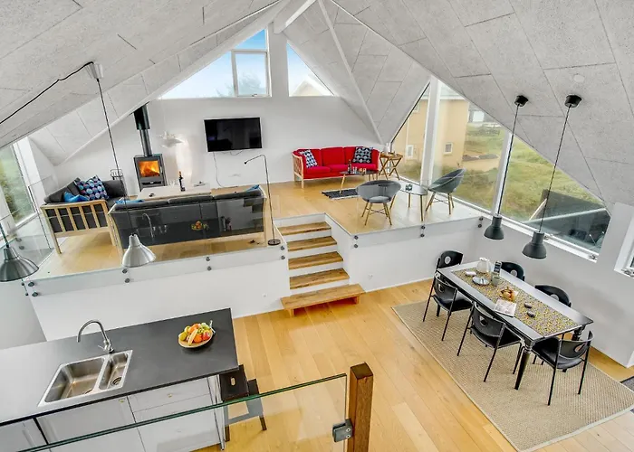 Three-bedroom In Blokhus